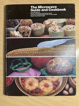 The Microwave Guide and Cookbook over 500 Pictures with Easy to Read Tested Recipes #FSsm6Cc7Vcs