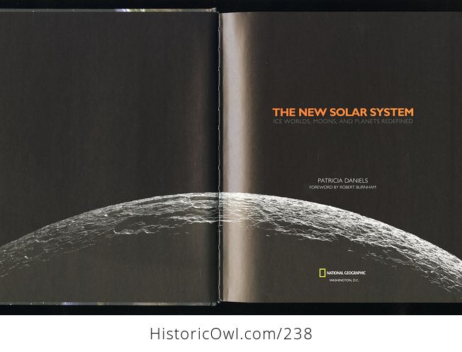 The New Solar System Ice Worlds Moons and Planets Redefined Book by Patricia Daniels C2010 - #pHvvKHogIKU-3