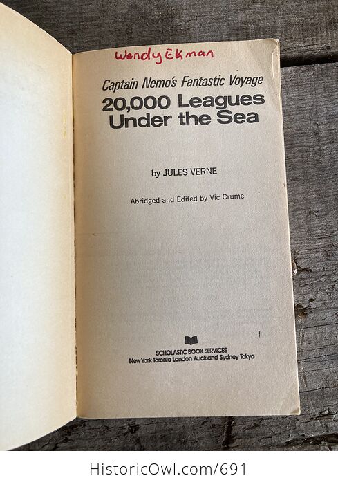 20000 Leagues Under the Sea Paperback Book by Jules Verne C1971 - #7LZvWk497Dc-7