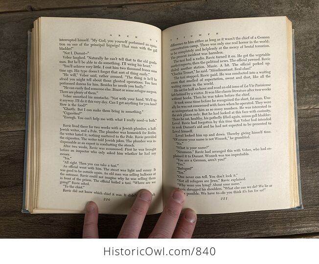 Arch of Triumph Vintage Book by Erich Maria Remarque C1945 - #hCCmCn57MO0-7