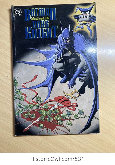 Batman Collected Legends of the Dark Knight Book Dc Comics C1994 - #smjZkEhC7C4-1