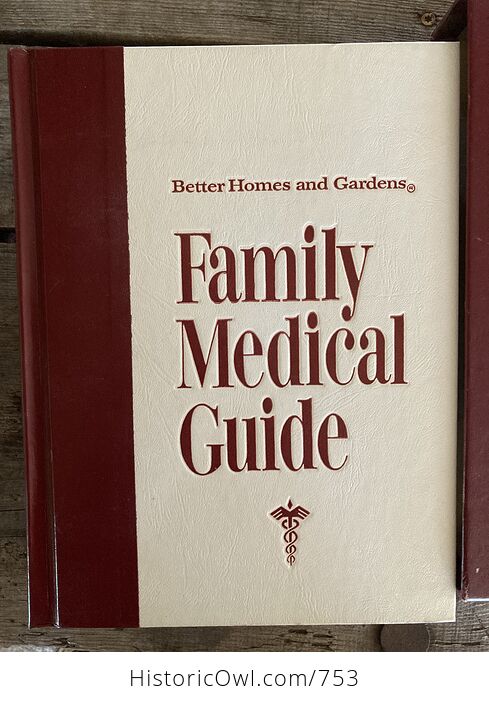 Better Homes and Gardens Family Medical Guide and Sleeve C1978 - #c4j9vJomVjc-4