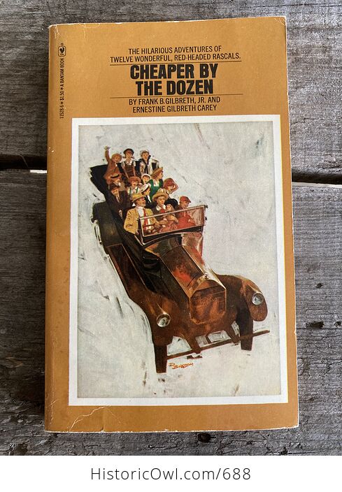 Cheaper by the Dozen Vintage Paperback Book by Frank Gilbreth and Ernestine Gilbreth Carey C1977 - #OmgEaksuyYY-2
