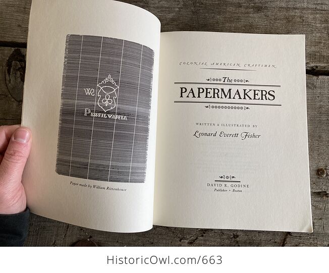 Colonial American Craftsmen the Papermakers Book by Leonard Everett Fisher C1986 - #E9Z2jFlimxg-4