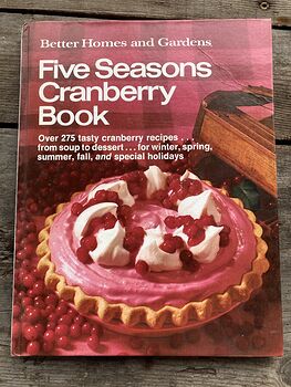 Five Seasons Cranberry Book with Recipes C1971 #nsHkObpt1cc