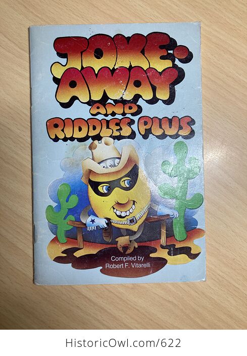 Joke Away and Riddles Plus Book by Robert F Vitarelli C1970 - #KH7oeLPlYXc-1