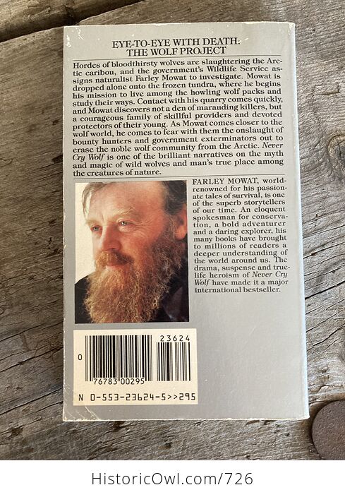 Never Cry Wolf Book by Farley Mowat C1984 - #wlTB7IGVZ4M-3