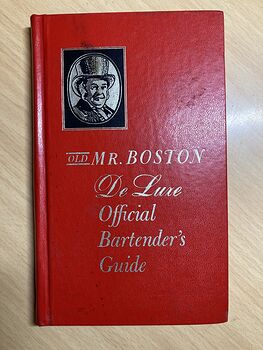 Old Mr Boston Deluxe Official Bartenders Guide Book Compiled and Edited by Leo Cotton C1971 #V3UOmtRhgGc