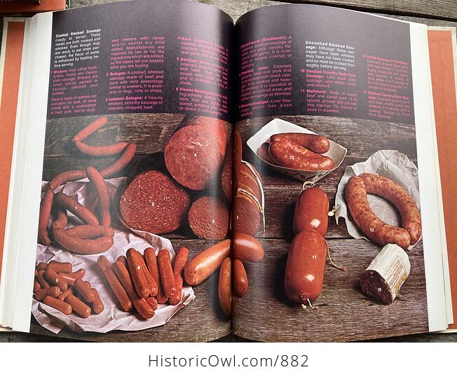 Pillsburys Meat Cook Book C1970 - #aCVK8BaufF0-14
