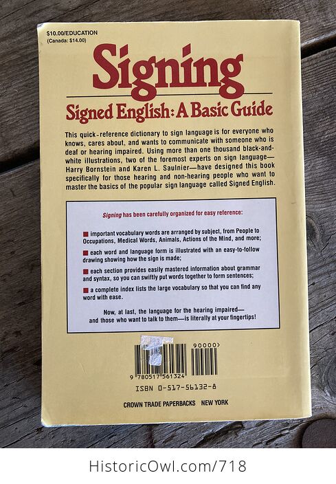 Signing Signed English a Basig Guide Book by Harry Bornstein and Karen Saulnier C1984 - #OG4Aa4LNaEs-3