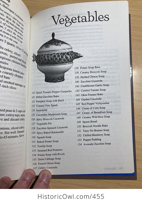 Soups Stews and Casseroles Food Writers Favorites Book by Dial Publishing Company and Madd C1990 - #OQHQilHXQOc-10