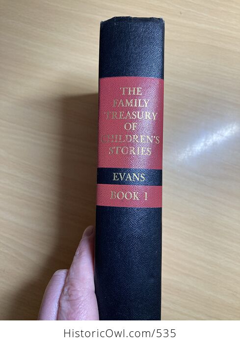 The Family Treasury of Childrens Stories Book 1 by Pauline Rush Evans C1956 - #rsKGY8jKcCk-2