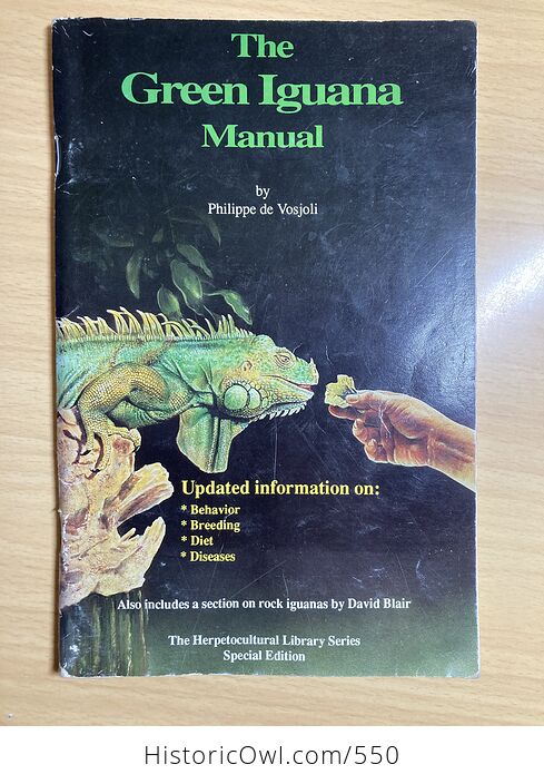 The Green Iguana Manual by Philippe De Vosjoli C1992 - #r3cpTryF4EE-1
