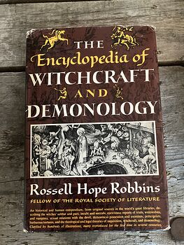 Vintage Illustrated Book the Encyclopedia of Witchcraft and Demonology by Rossell Hope Robbins Copyright 1959 #XqQaql68FwY